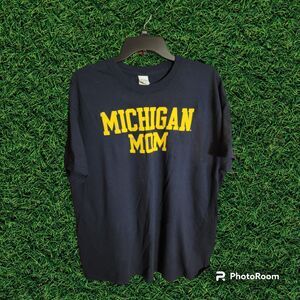 2PC Michigan Parent Tee's Size XL‎ (P26)